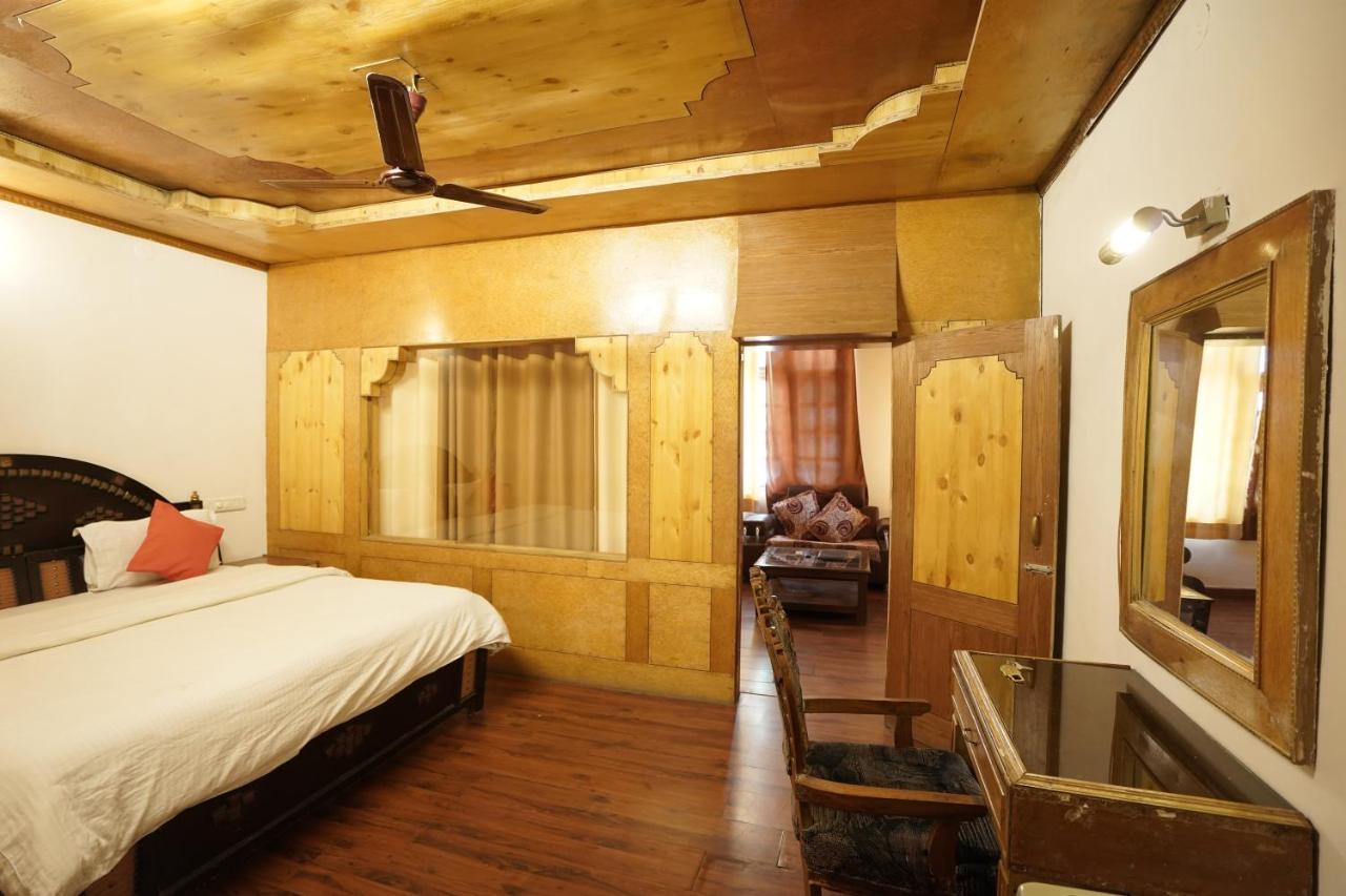 Royal Palace Resort Bhagsunag Dharamshala Exterior photo